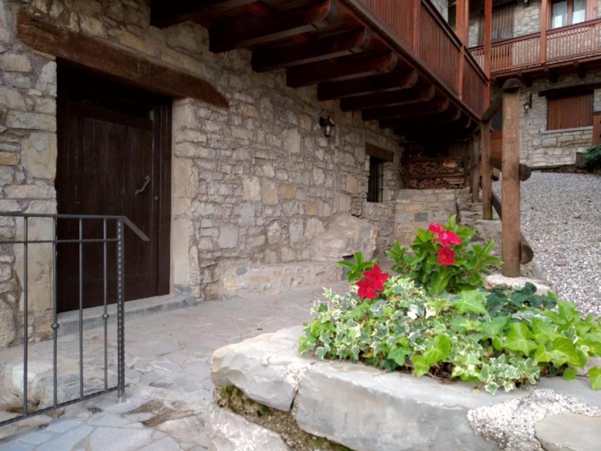 La Dolce Vita Clastra Bagian luar foto