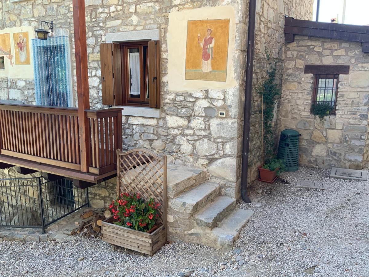 La Dolce Vita Clastra Bagian luar foto